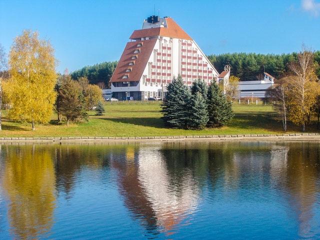 Agat Hotel Minsk Exteriör bild
